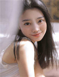 《潘金莲扬思敏全集1一5集电影-年轻女老板做愛》
