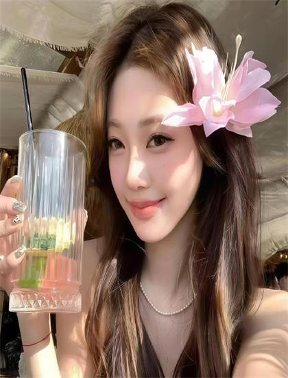 老妇人100免费观看电视剧电影_送老师的贺卡设计图片_热热久久超碰精品中文字幕